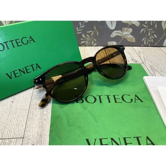Brand New Authentic Bottega Veneta Sunglasses Black Frame With Box BV0128S
